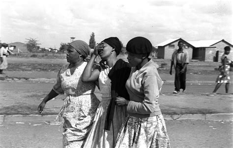 Il Massacro di Sharpeville: Un momento cruciale nel cammino verso la fine dell'apartheid in Sudafrica